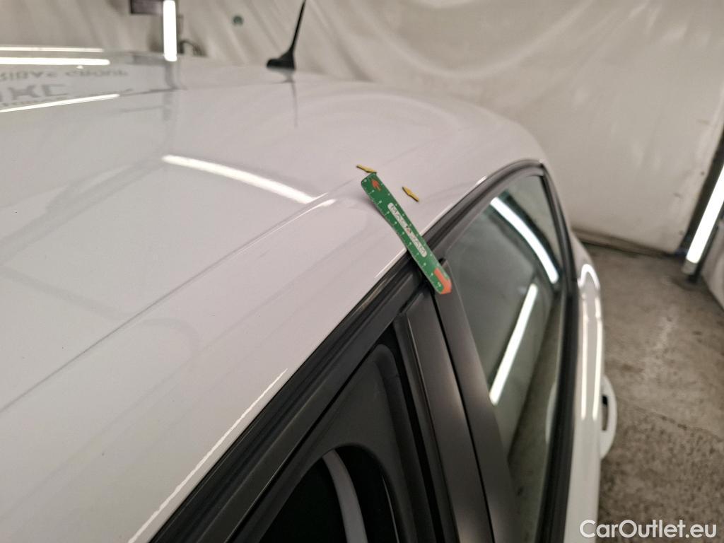  Peugeot  208  Affaire Premium Pack 1.5 HDi 100CV BVM5 E6dT #35