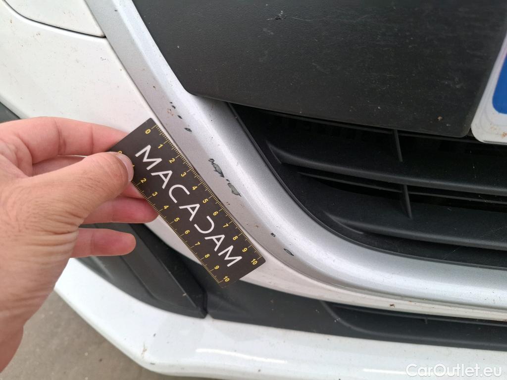  Peugeot  208  Affaire Pack Clim 1.6 HDi 75CV BVM5 E6 #49