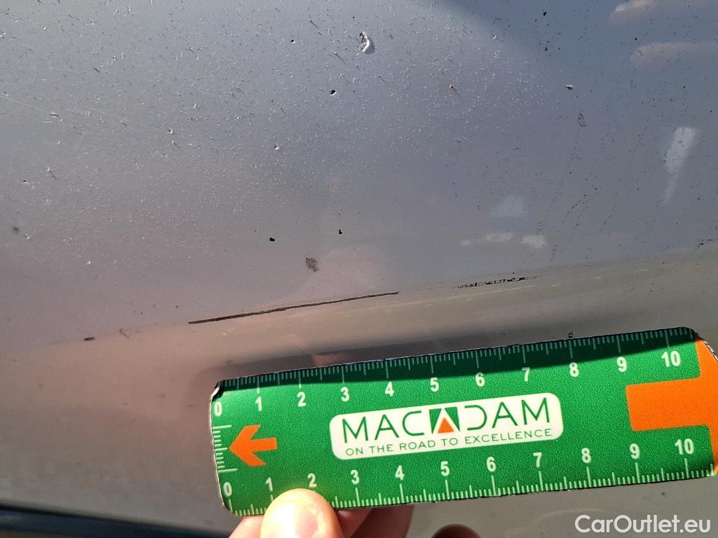  Peugeot  208  Affaire Premium Pack 1.6 HDi 100CV BVM5 E6 #9