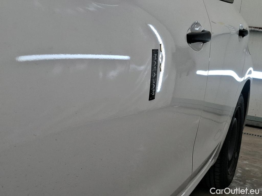  Peugeot  208  Affaire Pack Clim 1.6 HDi 75CV BVM5 E6 #63