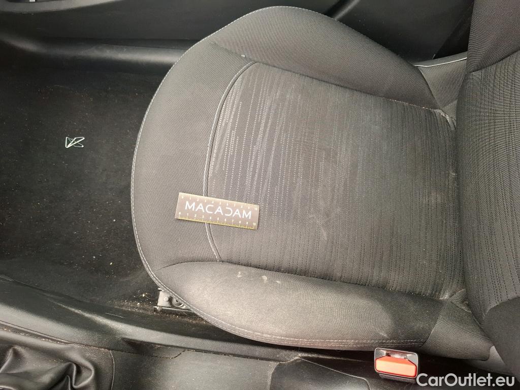  Peugeot  208  Affaire Pack Clim 1.6 HDi 75CV BVM5 E6 #76