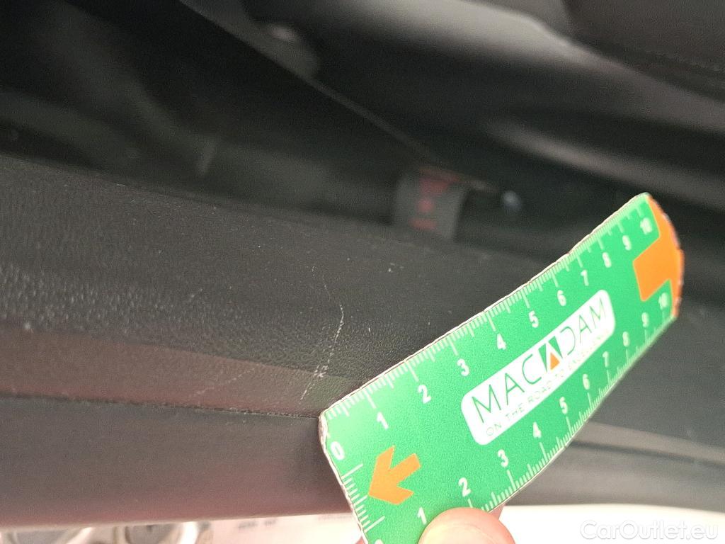  Peugeot  208  Affaire Premium Pack 1.5 HDi 100CV BVM5 E6dT #29