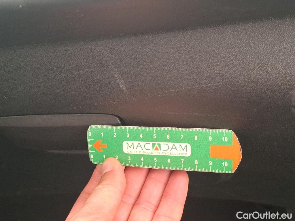  Peugeot  208  Affaire Premium Pack 1.5 HDi 100CV BVM5 E6dT #31