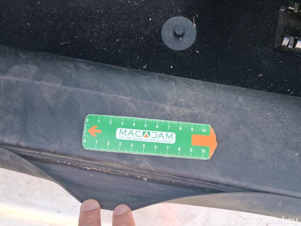  Peugeot  208  Affaire Premium Pack 1.6 HDi 100CV BVM5 E6 #11