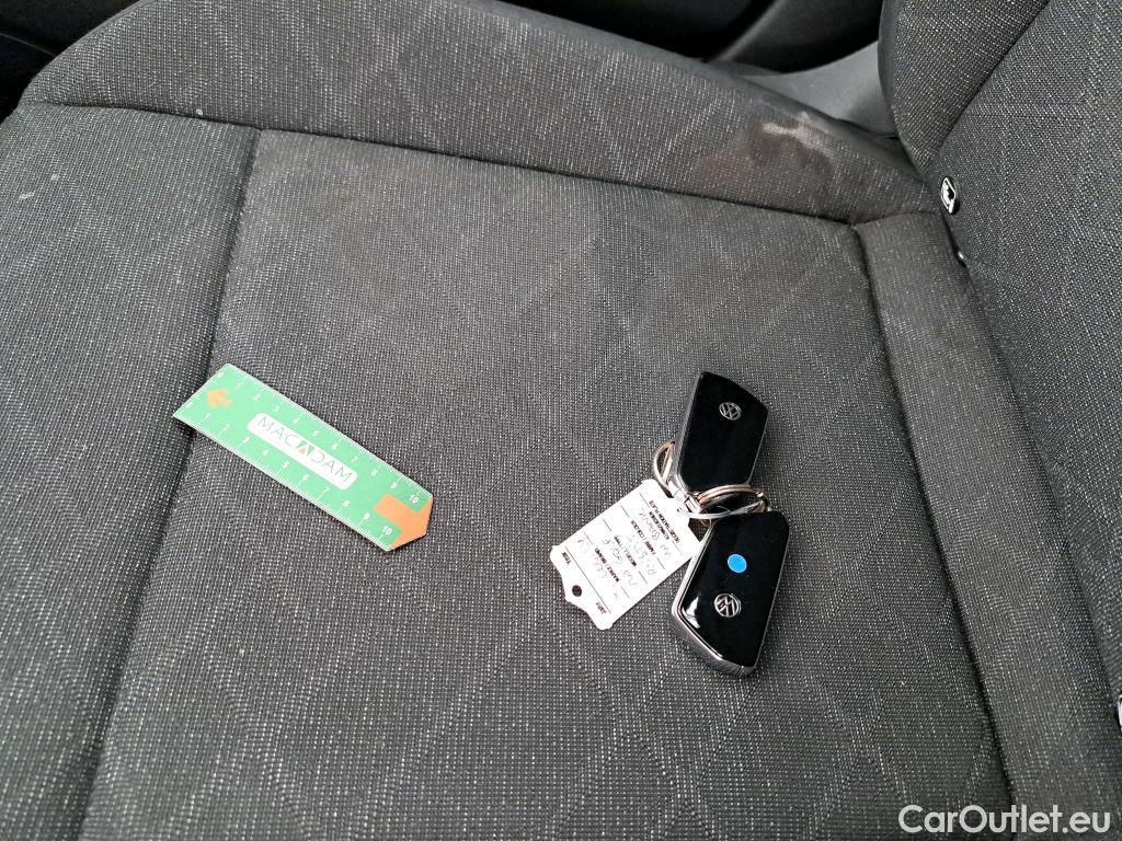 Volkswagen  Golf  / 2020 / 5P / Berline 2.0 TDI SCR 115 DSG7 Life Busi / TRANSFO VP/VF #24