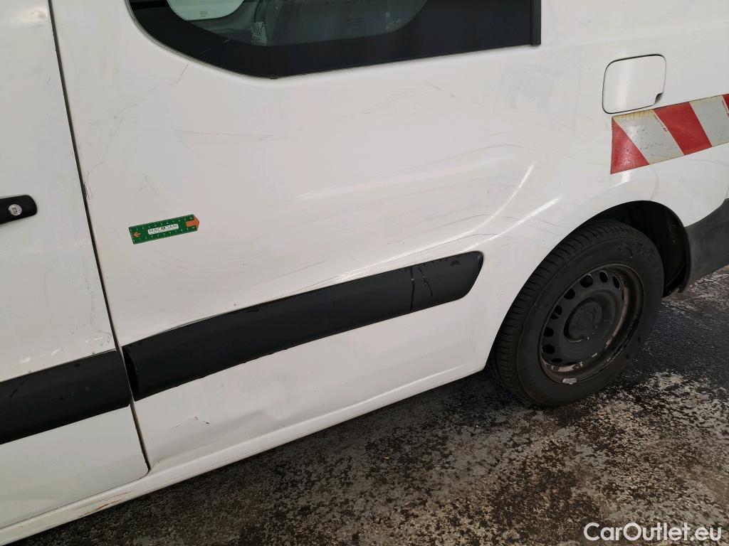  Citroen  Berlingo  Fourgon Confort L2 (Long) Cabine Approfondie 1.6 BlueHDi 100CV BVM5 E6 #40