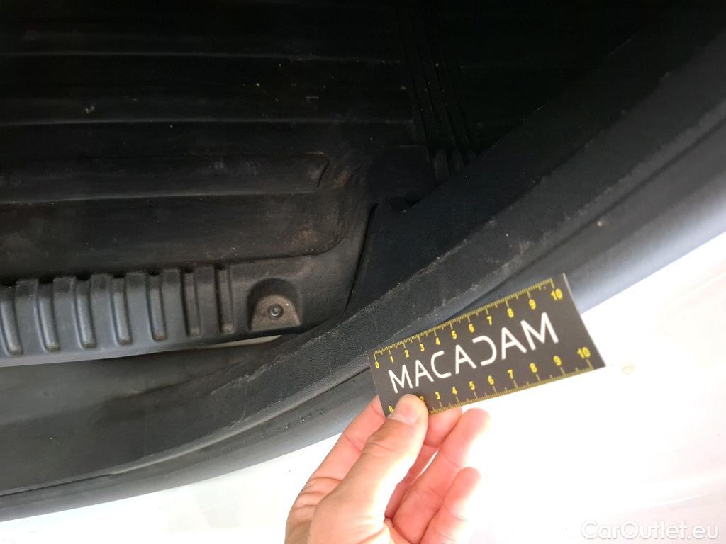  Citroen  C3  Société Feel 1.5 BlueHDI 100CV BVM5 E6dT #12