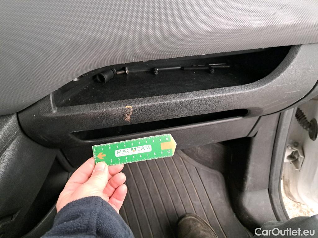  Citroen  Berlingo  Fourgon Confort L2 (Long) Cabine Approfondie 1.6 BlueHDi 100CV BVM5 E6 #32