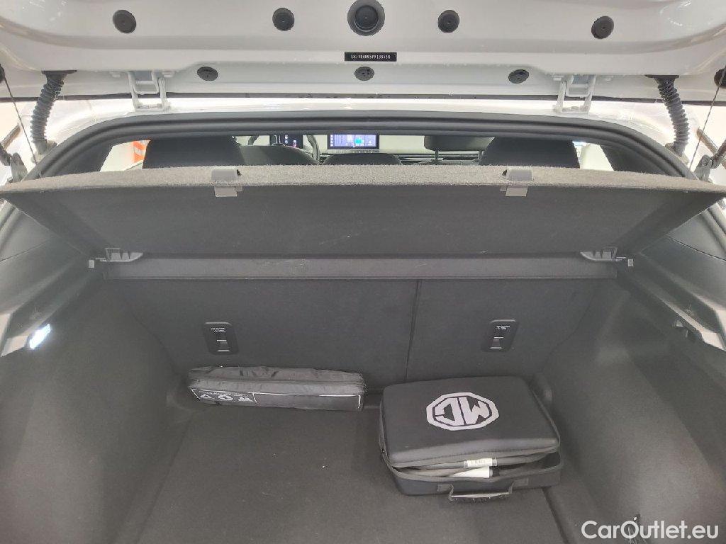 MG  EHS MG MG4 Standard 5d 125kW #33