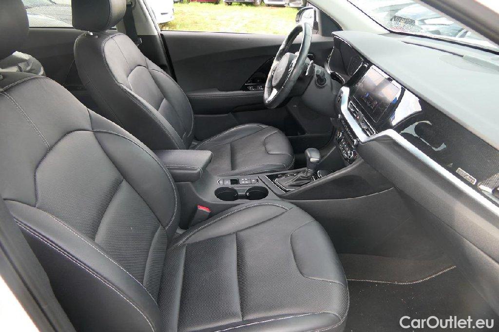 KIA  Niro  Spirit Plug-in Hybrid 1.6 104KW AT6 E6d #4