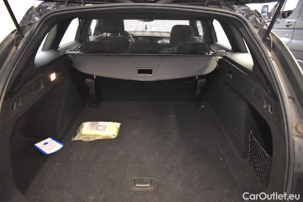 Opel  Insignia OPEL  Sports Tourer 2.0 Diesel Aut. Business 5d 128kW #10