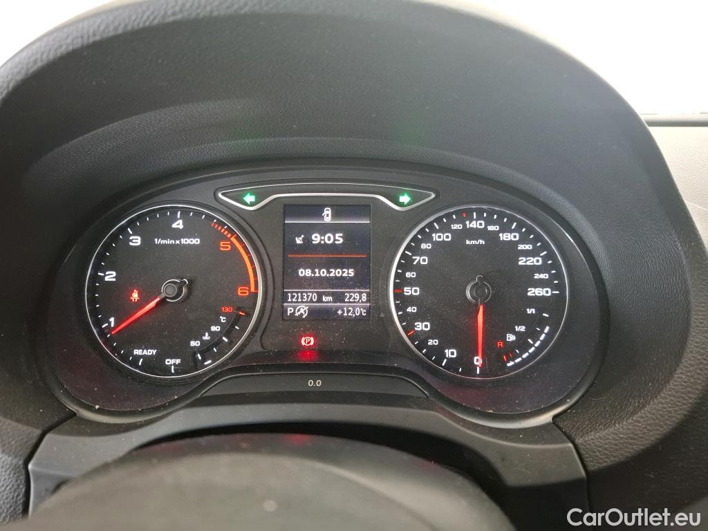 Audi  A3 AUDI  Sportback  2016  5P  Berline 35 TDI 150 S TRONIC BUSINESS LINE #6