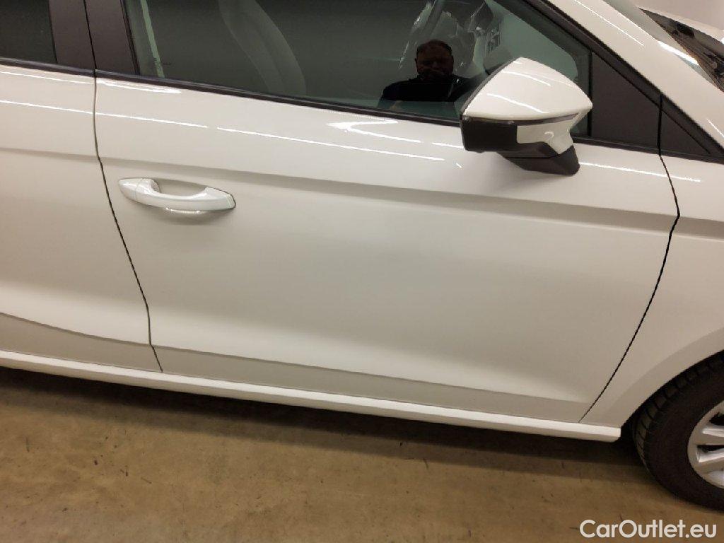 Seat  Ibiza  Style 1.0 TSI 70KW MT5 E6dT #42