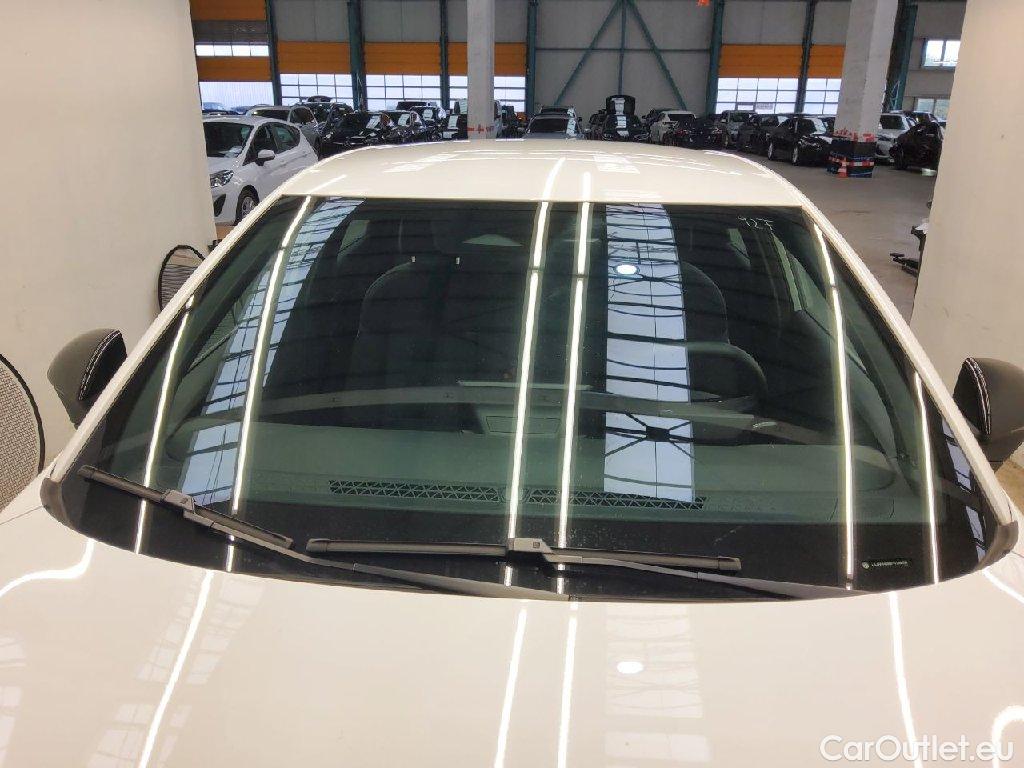 MG  EHS MG MG4 Standard 5d 125kW #15