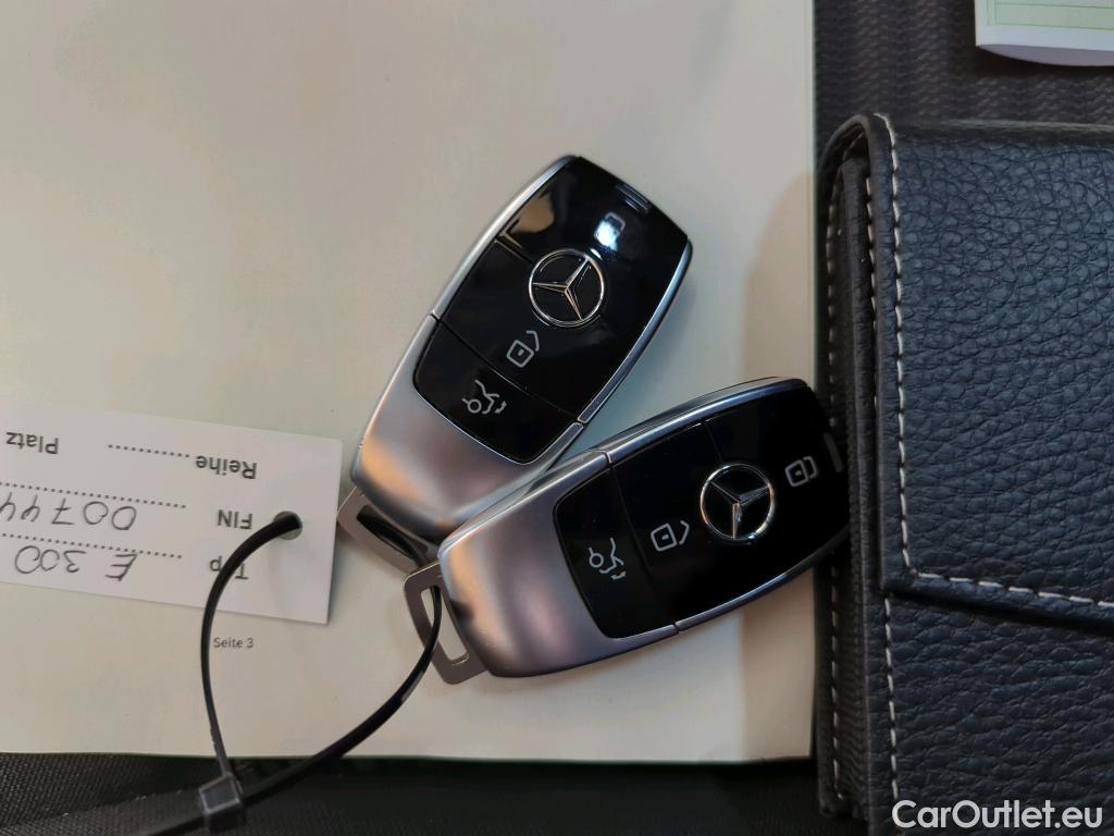 Mercedes  E-Klasse E -Klasse T-Modell E 300 de (213.216)Avantgarde 2.0 225KW AT9 E6d #23