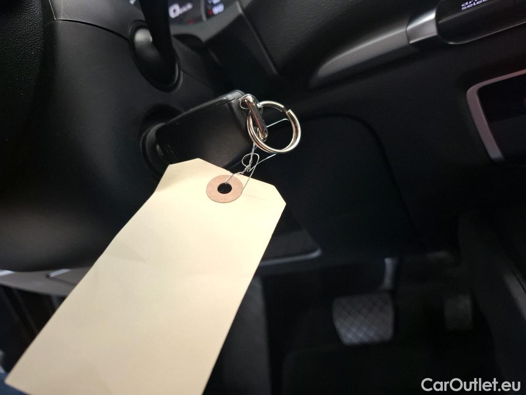 Audi  A3 AUDI  Sportback  2016  5P  Berline 35 TDI 150 S TRONIC BUSINESS LINE #12