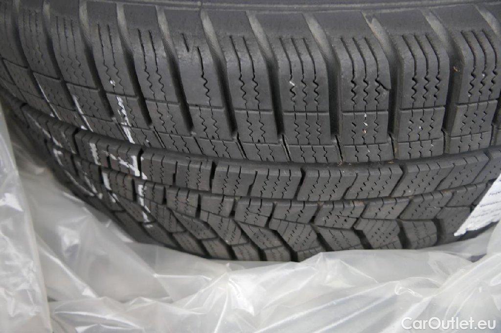 KIA  Niro  Spirit Plug-in Hybrid 1.6 104KW AT6 E6d #19