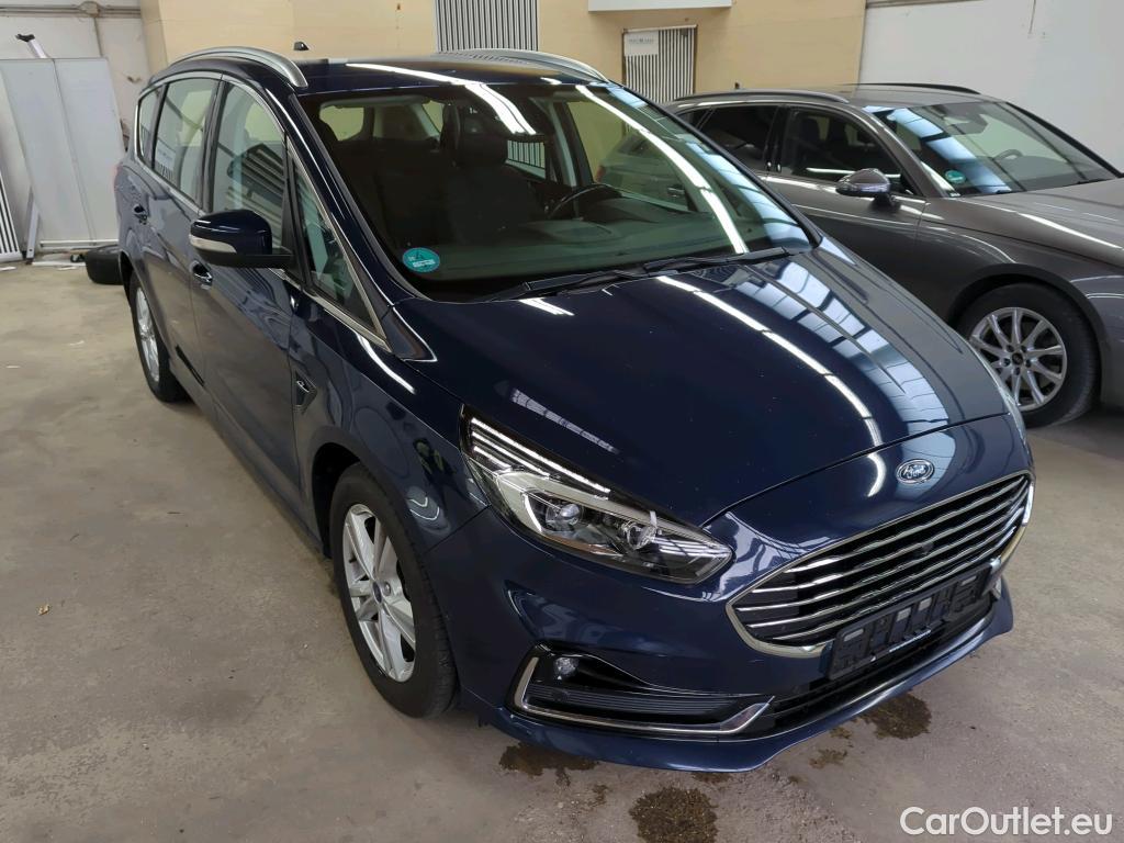 Ford  S-Max  Titanium 2.0 EcoBlue 110KW AT8 E6dT #18