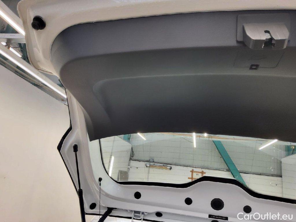 MG  EHS MG MG4 Standard 5d 125kW #32