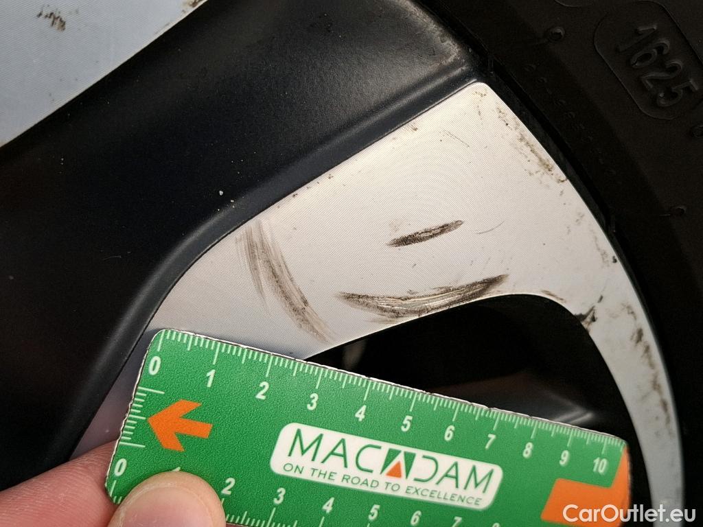 DS  DS7 DS DS 7 Crossback / 2017 / 5P / SUV BlueHDi 130 Auto Executive #21