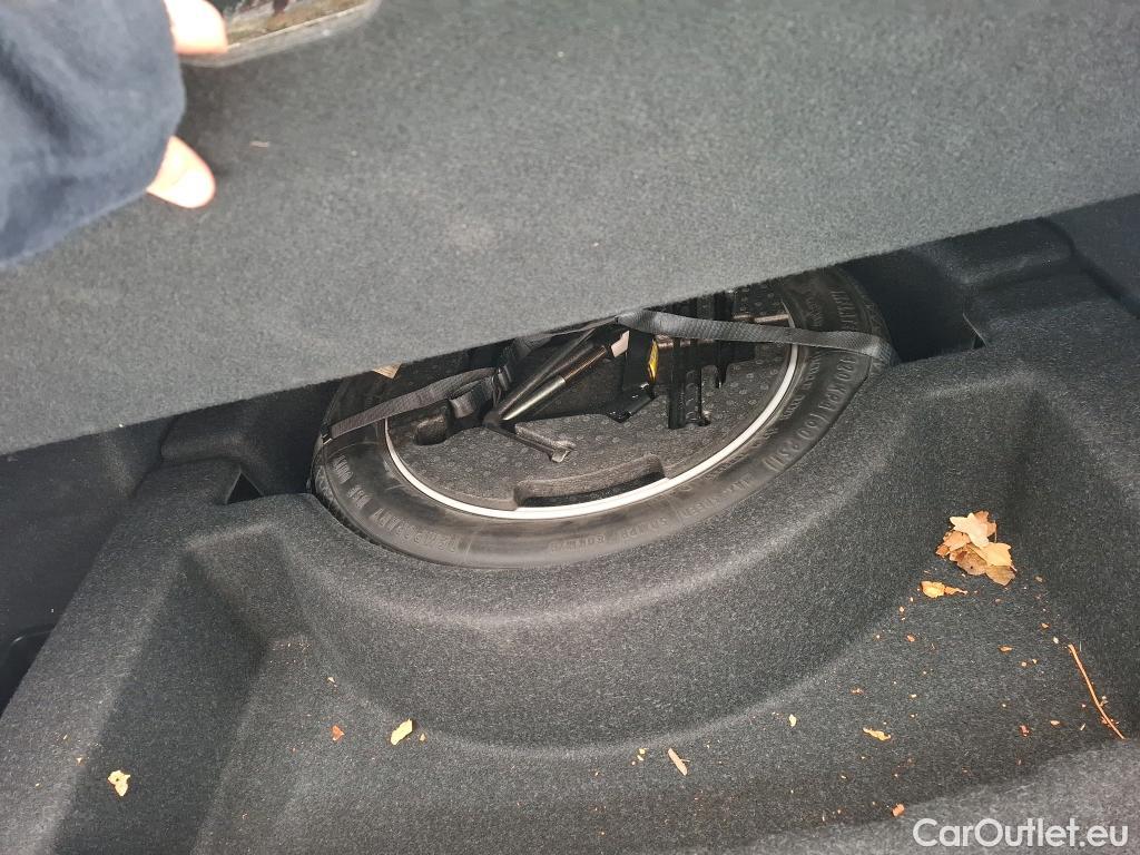 Bmw  Serie 3 BMW Série 3 Berline / 2018 / 4P / Berline 316d 122ch Business Design BVA8 / VO RECONDITIONNE - PHOTOS AVANT RECONDITIONNEMENT #11