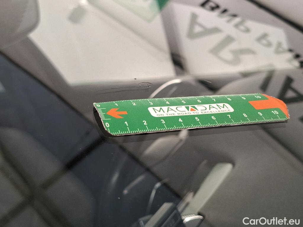 DS  DS7 DS DS 7 Crossback / 2017 / 5P / SUV BlueHDi 130 Auto Executive #2