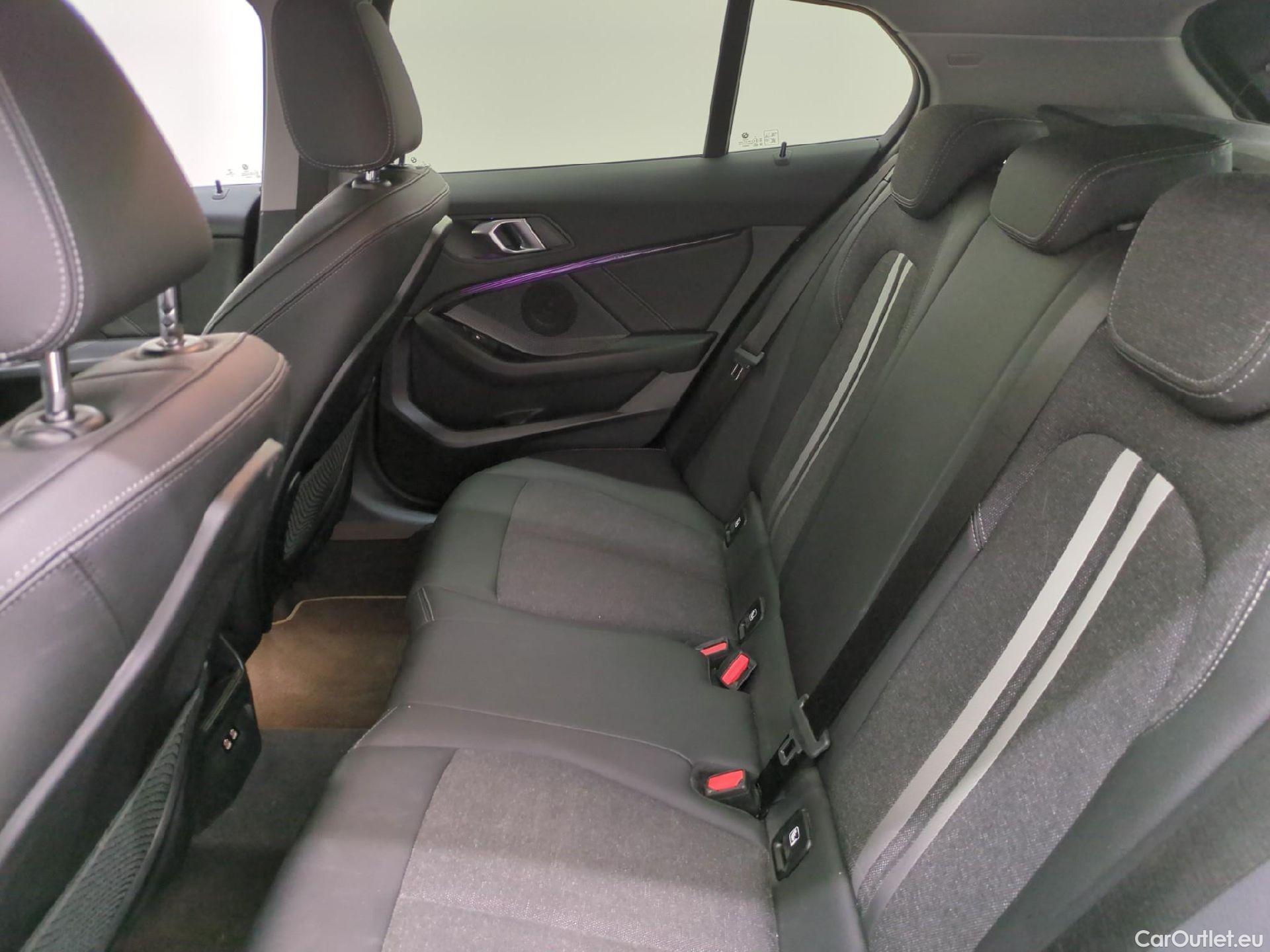 Bmw  Serie 1 Série 1 Berline 118 i Edition Sport 1.5 135CV BVA7 E6d #11