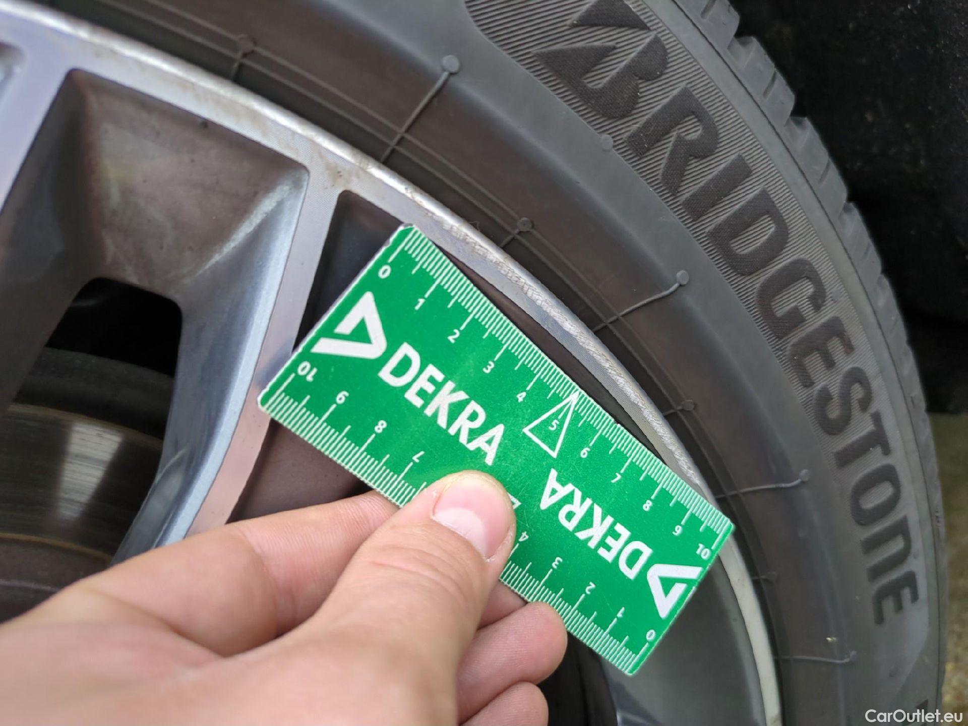 Bmw  Serie 1 Série 1 Berline 118 i Edition Sport 1.5 135CV BVA7 E6d #10