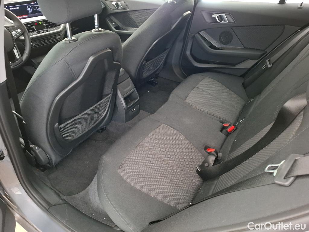 Bmw  Serie 1 BMW Série 1 / 2019 / 5P / Berline 116i DKG7 Business Design #9