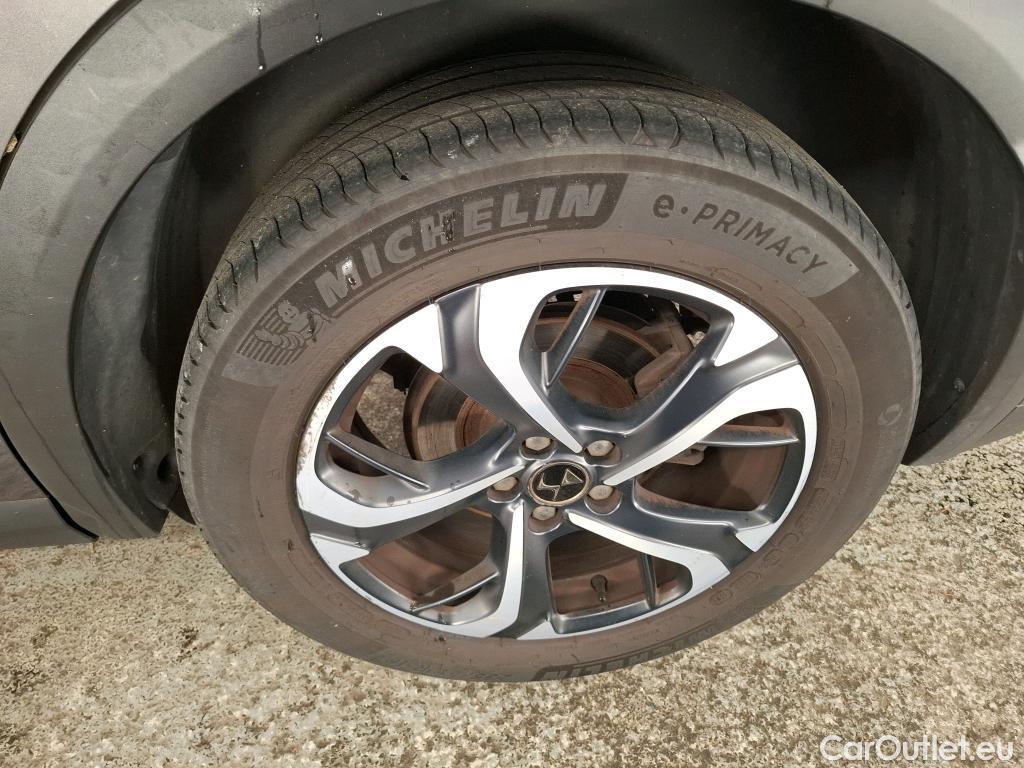 DS  DS7 DS DS 7 Crossback / 2017 / 5P / SUV BlueHDi 130 Auto Executive #8