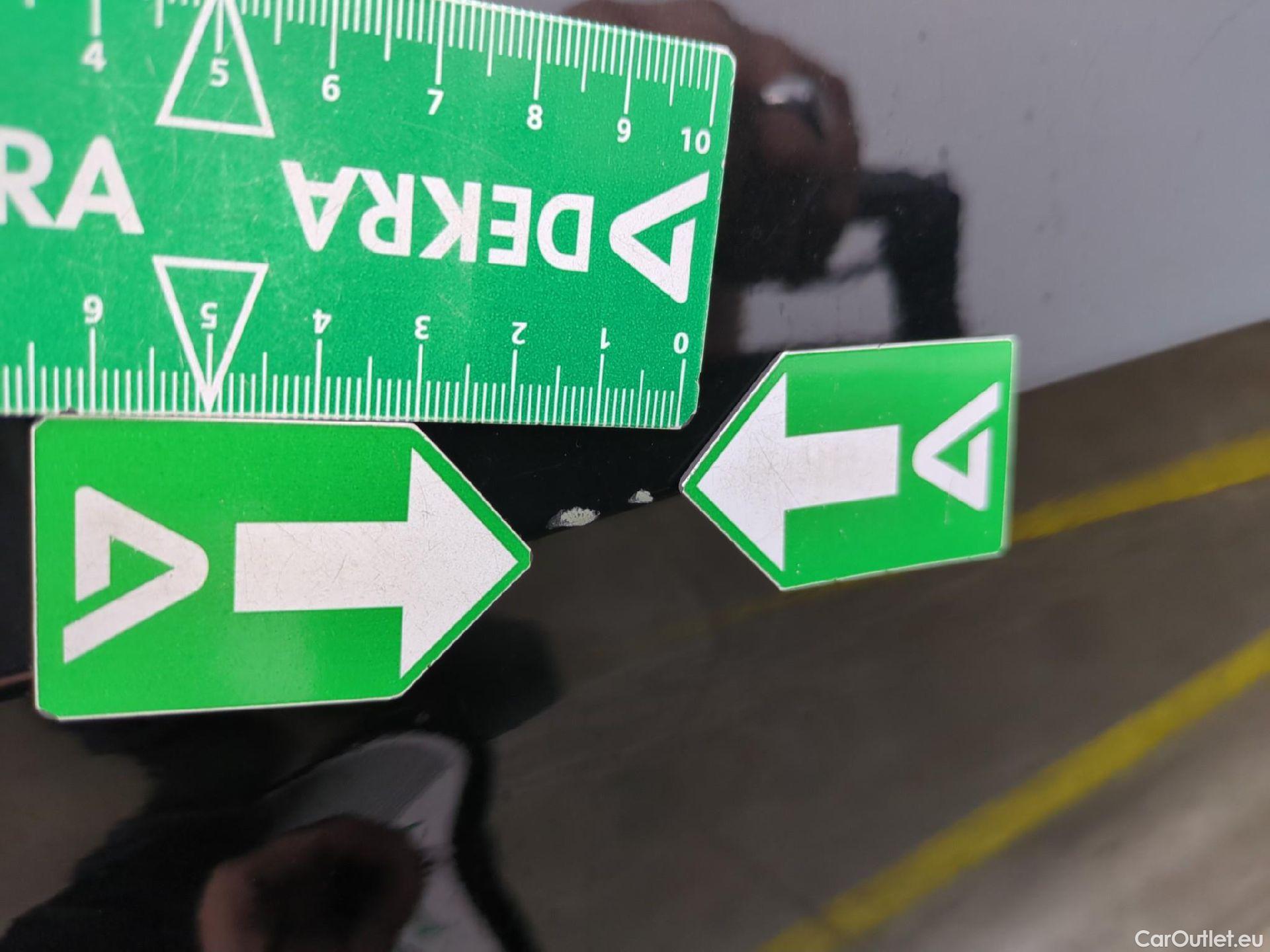 Bmw  Serie 1 Série 1 Berline 118 i Edition Sport 1.5 135CV BVA7 E6d #11