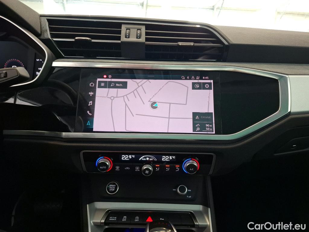 Audi  Q3  35 TDI Design luxe 2.0 TDI 150CV BVA7 E6d #7