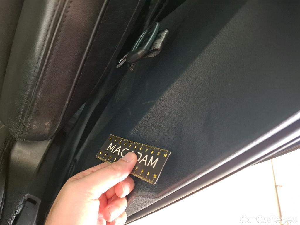 Audi  Q3  35 TDI Design luxe 2.0 TDI 150CV BVA7 E6d #3