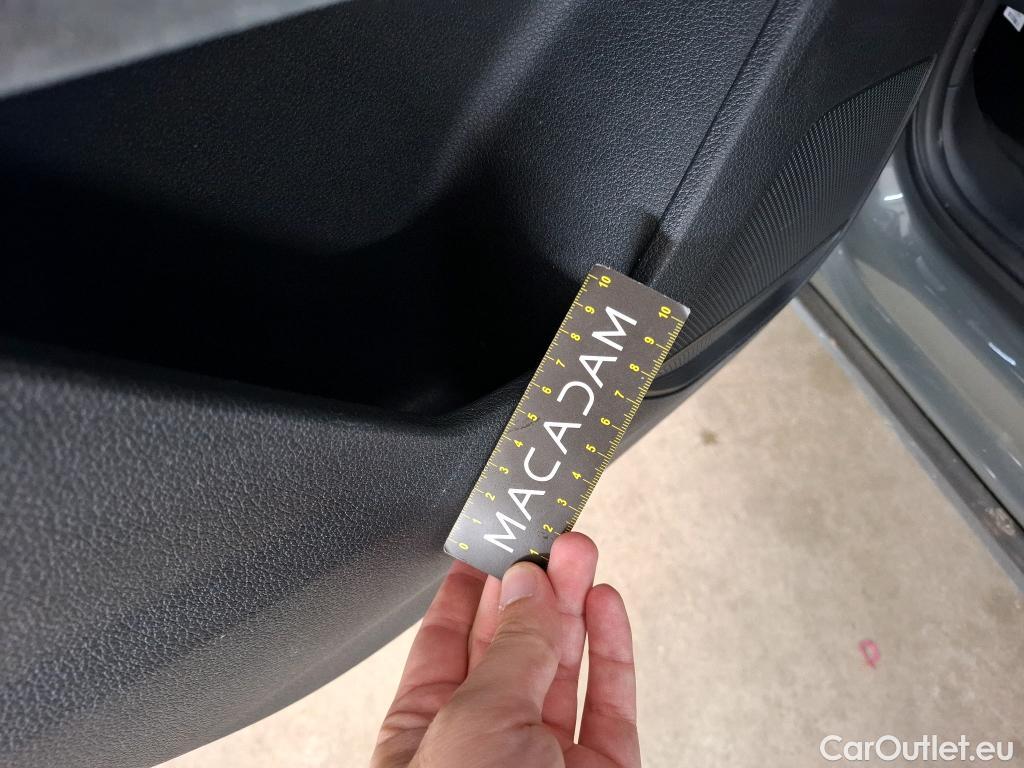 Audi  Q3  35 TDI Design luxe 2.0 TDI 150CV BVA7 E6d #6