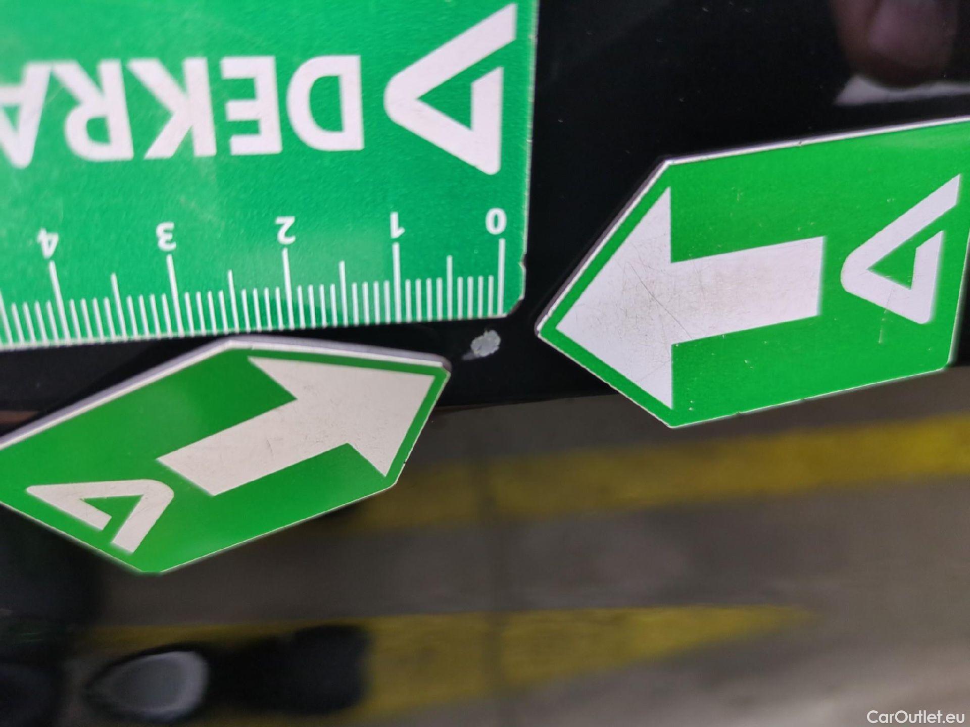 Bmw  Serie 1 Série 1 Berline 118 i Edition Sport 1.5 135CV BVA7 E6d #13