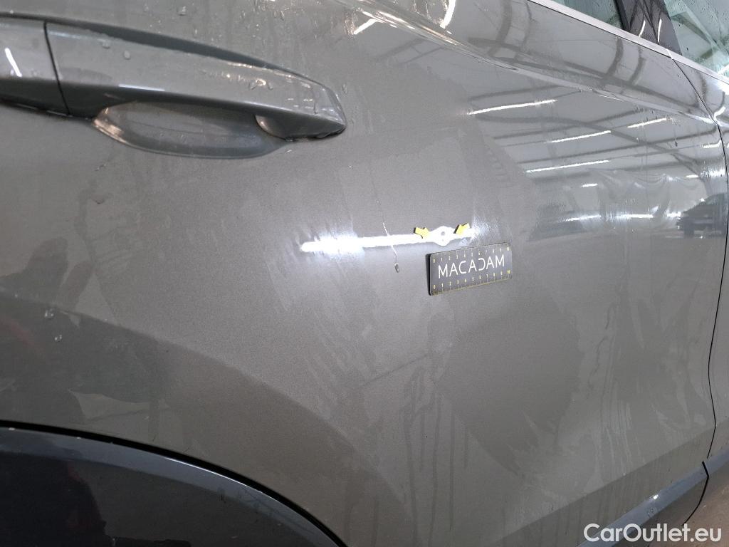 Audi  Q3  35 TDI Design luxe 2.0 TDI 150CV BVA7 E6d #11