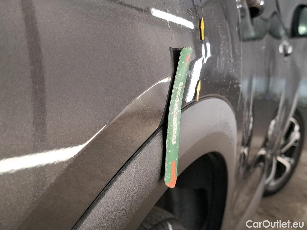 DS  DS7 DS DS 7 Crossback / 2017 / 5P / SUV BlueHDi 130 Auto Executive #29