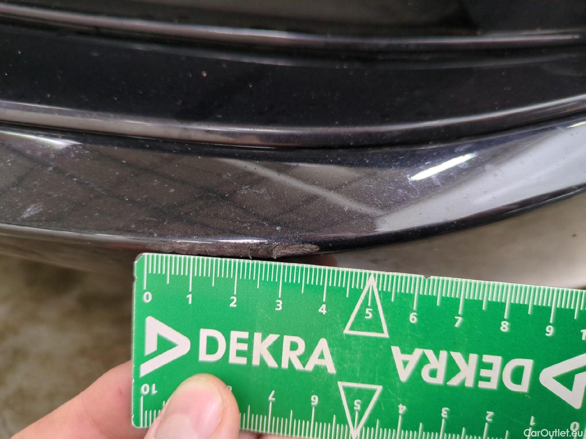 Bmw  Serie 1 Série 1 Berline 118 i Edition Sport 1.5 135CV BVA7 E6d #17