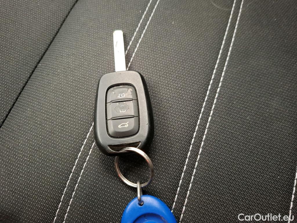 Dacia  Sandero  III Confort 1.0 TCe 90CV BVM5 E6d #12