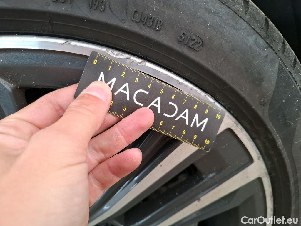 Bmw  Serie 1 BMW Série 1 / 2019 / 5P / Berline 116i DKG7 Business Design #13