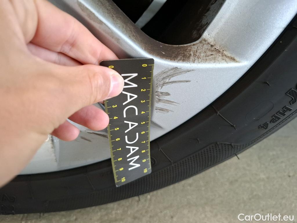 Bmw  X1 Série  xDrive 25 e Lounge 1.5 220CV BVA6 E6d #55