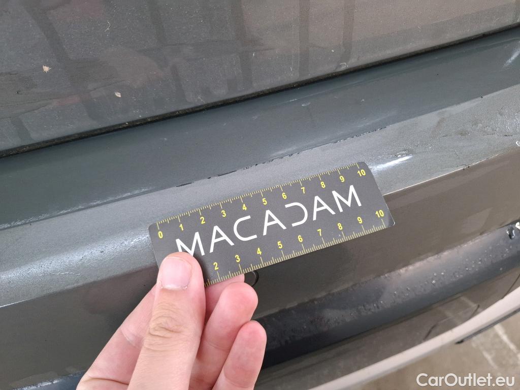 Audi  Q3  35 TDI Design luxe 2.0 TDI 150CV BVA7 E6d #8