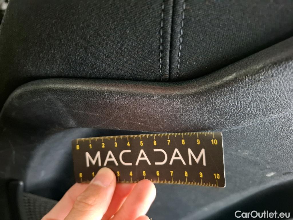 Bmw  X1 Série  xDrive 25 e Lounge 1.5 220CV BVA6 E6d #32