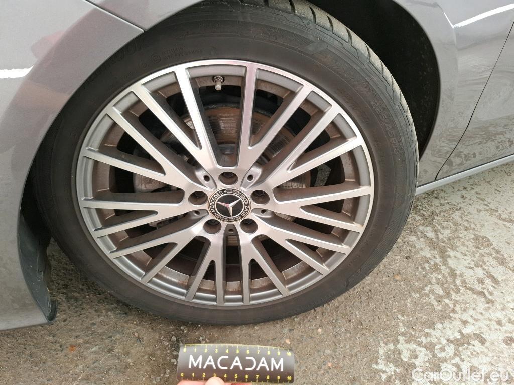 Mercedes  CLA-Klasse MERCEDES-BENZ CLA Shooting Brake / 2019 / 5P / Break CLA 200 d Business Line BA8 #3