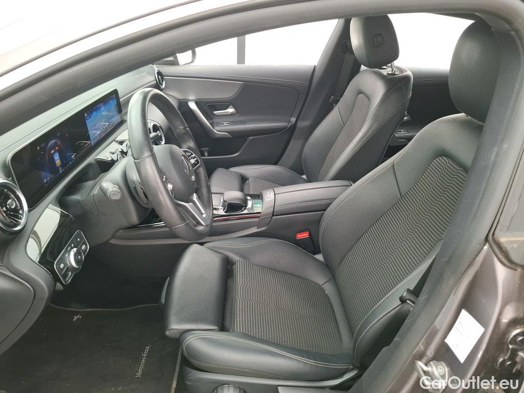 Mercedes  CLA-Klasse MERCEDES-BENZ CLA Shooting Brake / 2019 / 5P / Break CLA 200 d Business Line BA8 #8
