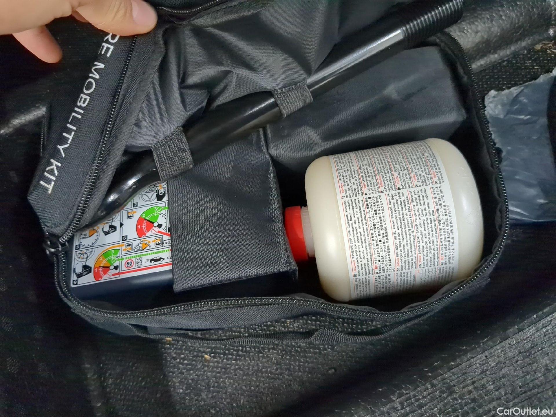 KIA  Sportage  Design Plug-in Hybrid 4WD 1.6 T-GDI 265CV BVA6 E6d #14