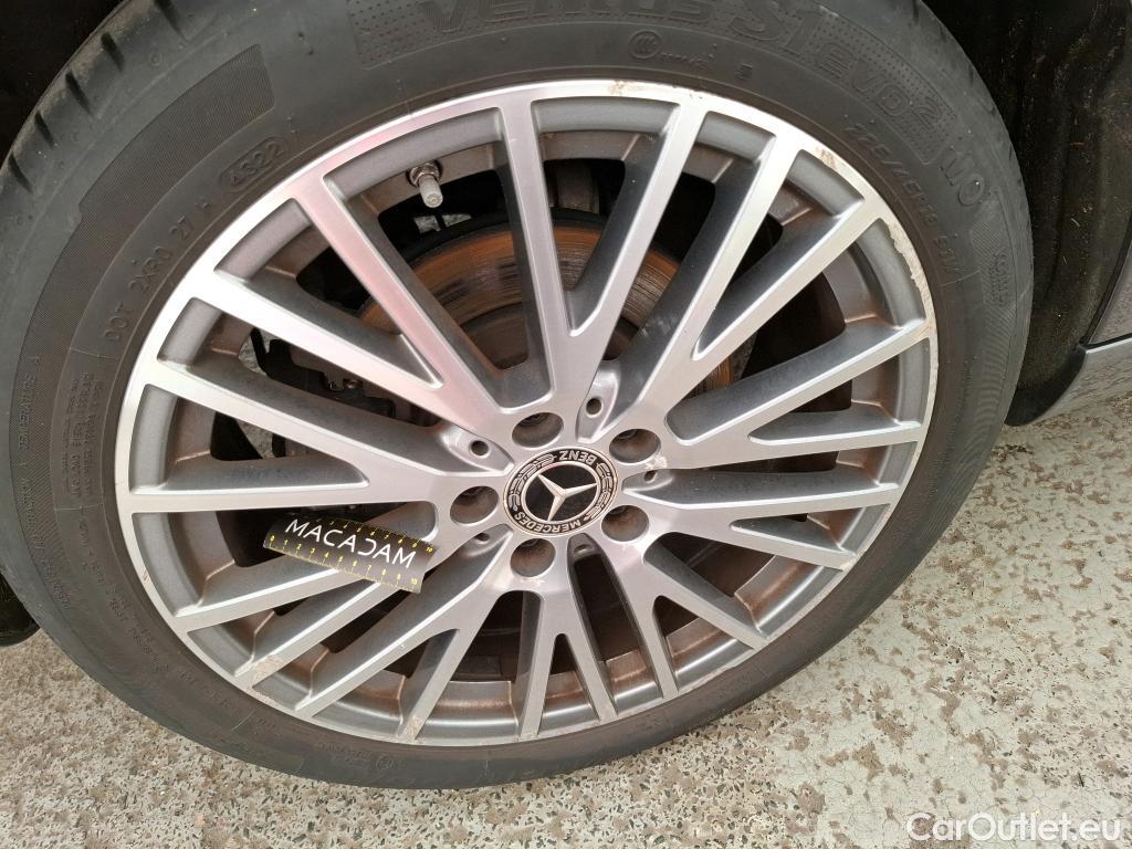 Mercedes  CLA-Klasse MERCEDES-BENZ CLA Shooting Brake / 2019 / 5P / Break CLA 200 d Business Line BA8 #9