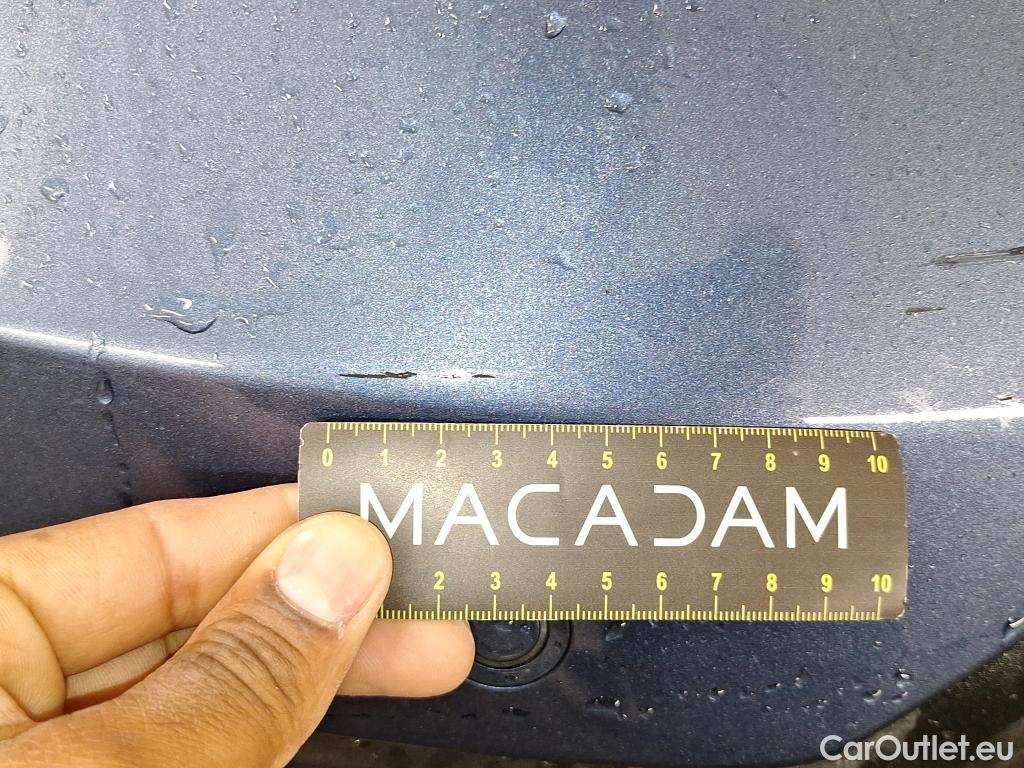 Ford  Kuga FORD  / 2019 / 5P / SUV 2.5 190 hybrid Flexifuel Pshift Titanium #9