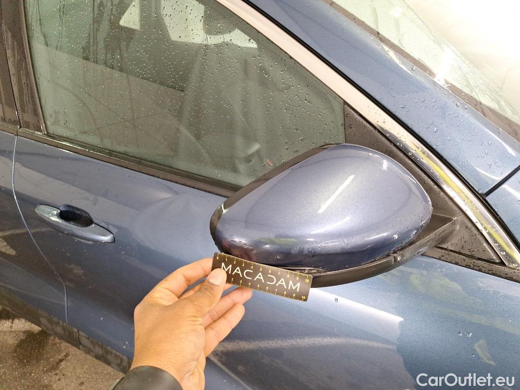 Ford  Kuga FORD  / 2019 / 5P / SUV 2.5 190 hybrid Flexifuel Pshift Titanium #34