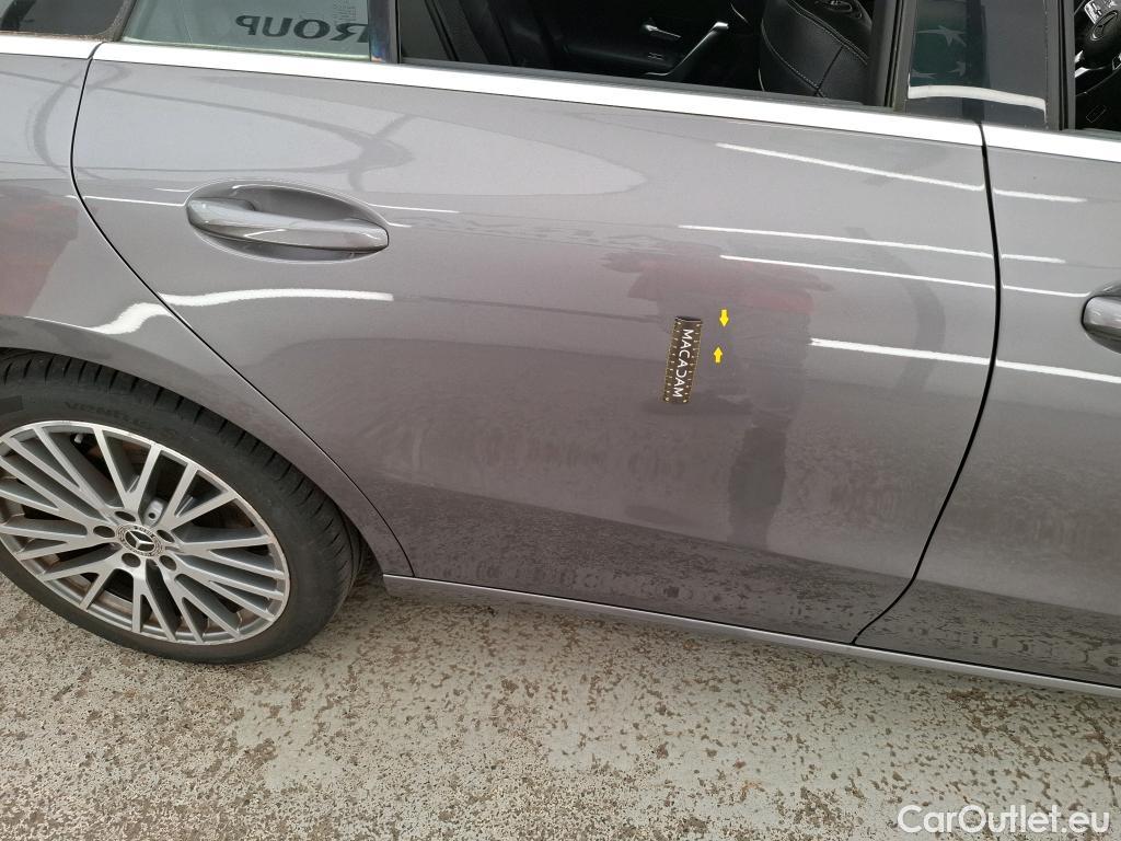 Mercedes  CLA-Klasse MERCEDES-BENZ CLA Shooting Brake / 2019 / 5P / Break CLA 200 d Business Line BA8 #12